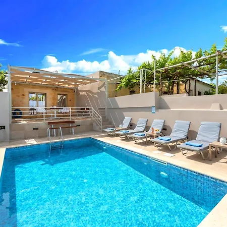 Cretan Breeze Heated Pool 빌라 *